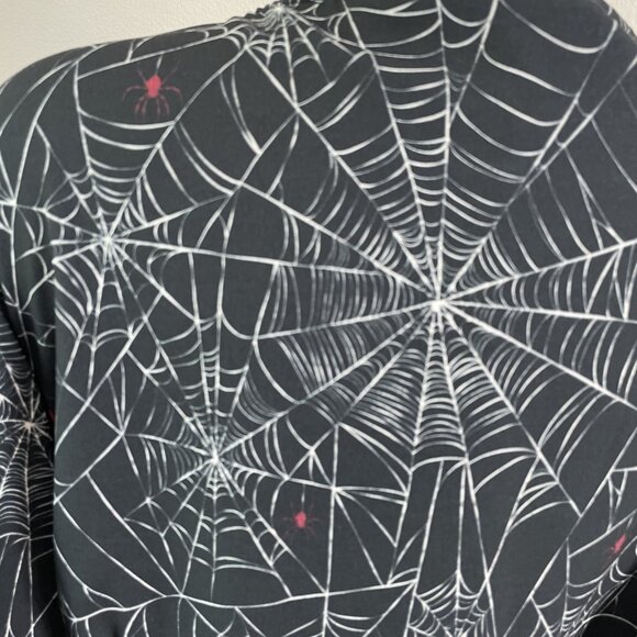 Laura Byrnes Hope Morrison Wrap Top Womens 3X Black Spiderweb Bell Sleeve Gothic - Picture 11 of 12